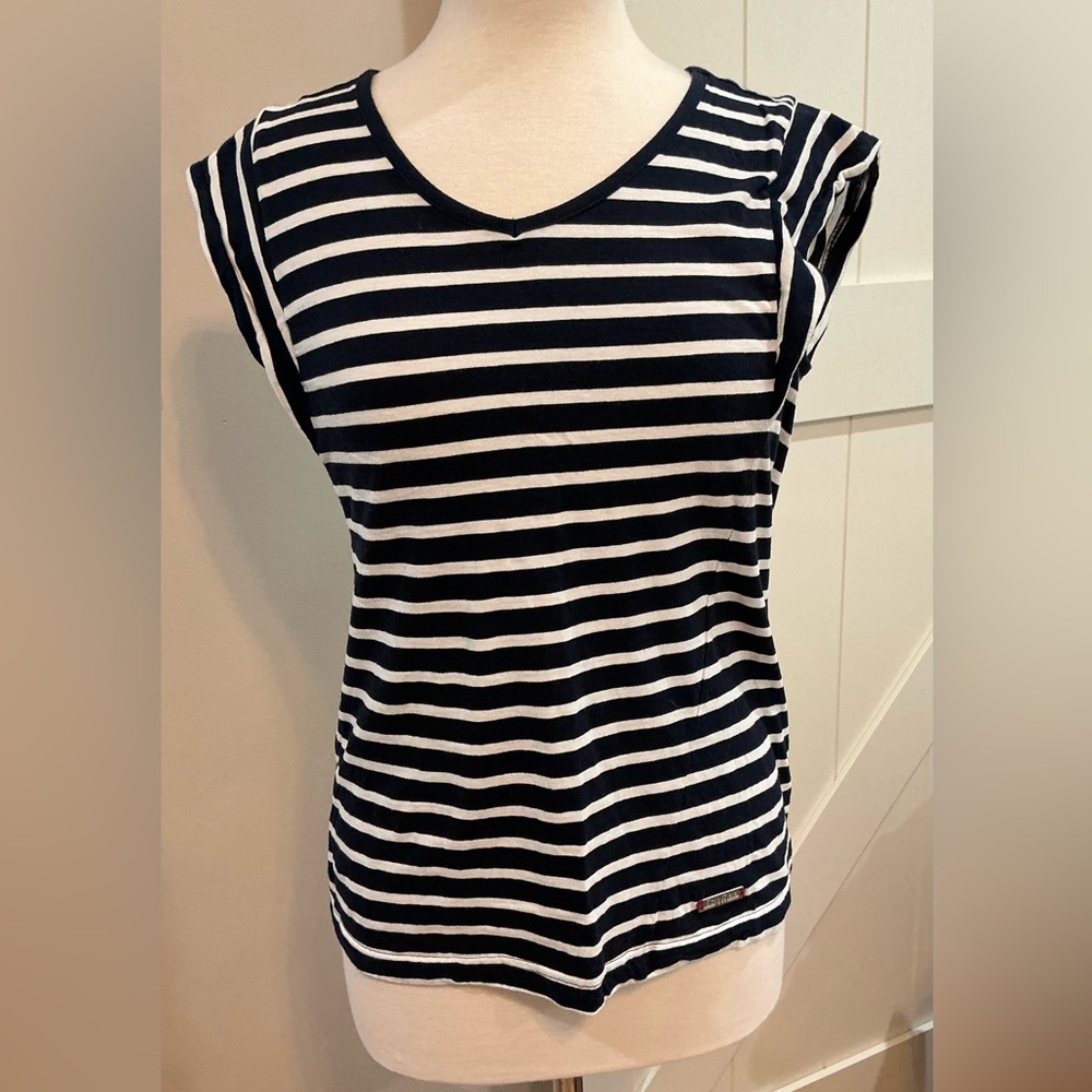 Classic Striped Navy Blue and White V-neck short sleeve top